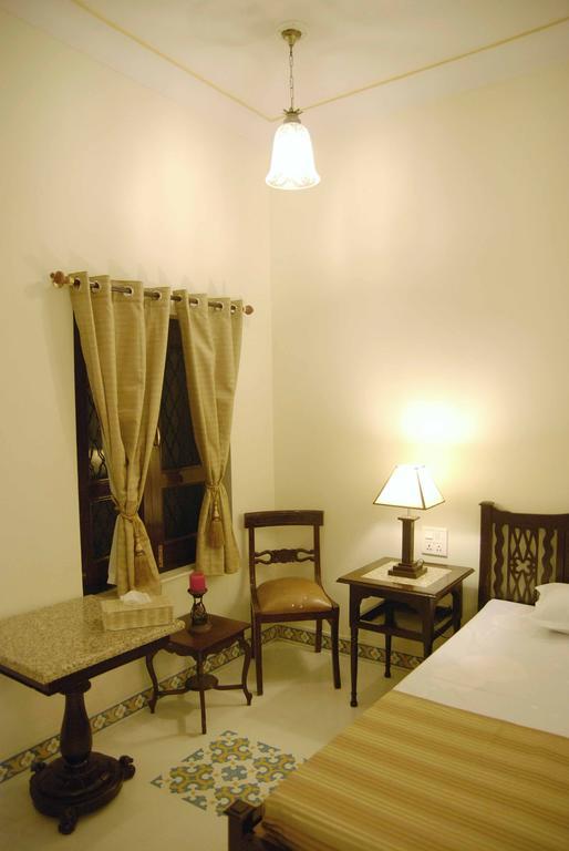 Badnor House - The Heritage Homestay Ajmer Room photo