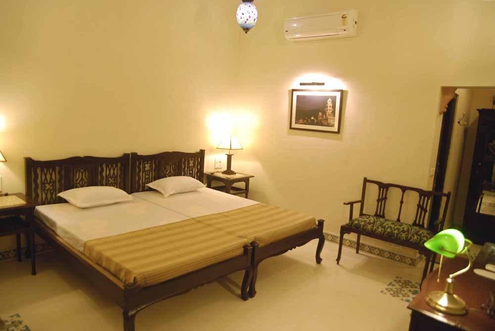 Badnor House - The Heritage Homestay Ajmer Room photo