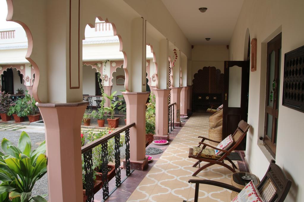 Badnor House - The Heritage Homestay Ajmer Room photo